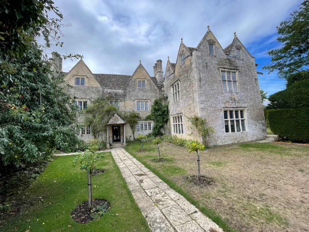 Kelmscott Manor – The Beloved Country Retreat of William&nbsp;Morris