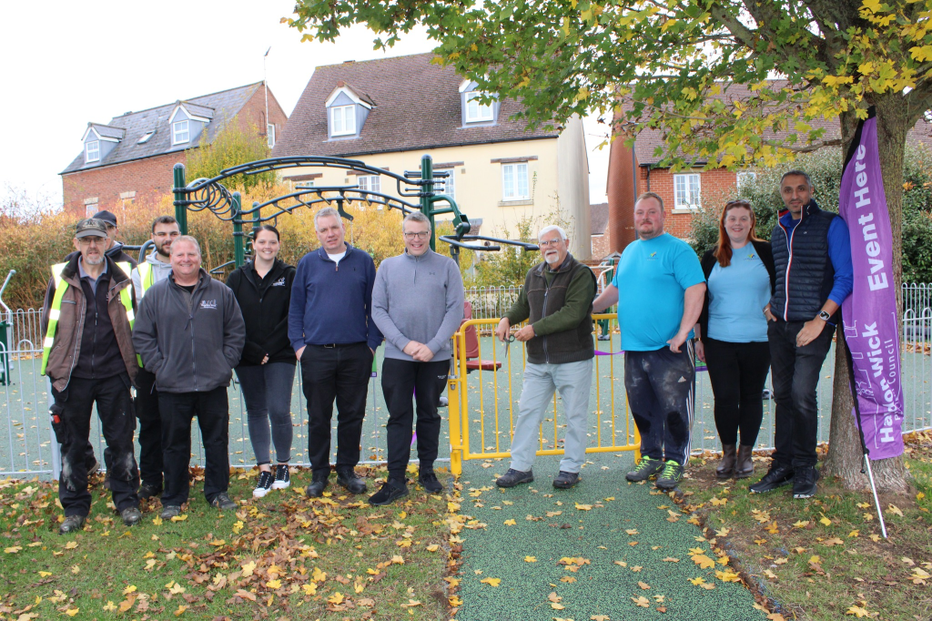 NEW YEAR, NEW YOU: WHITE EAGLE OUTDOOR GYM LAUNCH