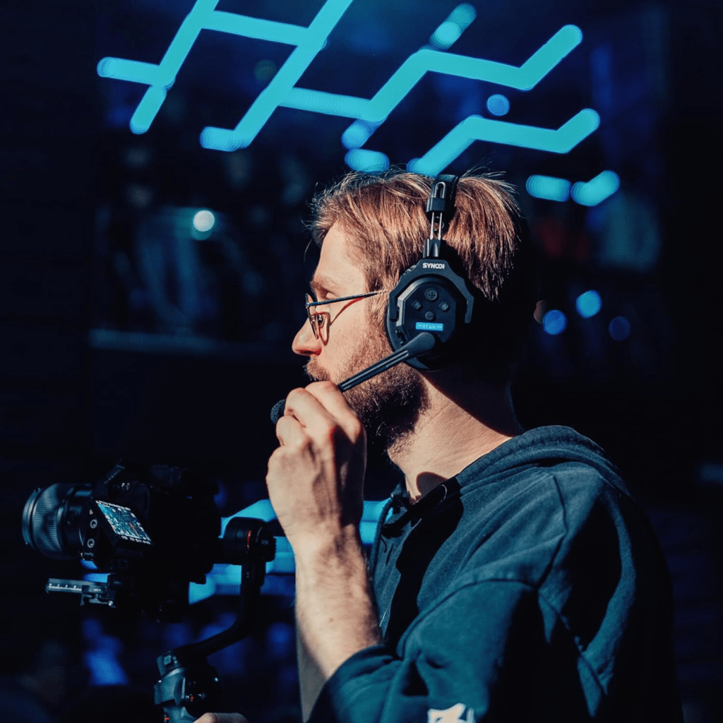 Local audio/visual specialist add worlds first decentralised full duplex wireless intercom system from&nbsp;Synco