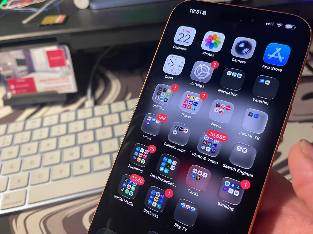 Should you regularly restart your smart&nbsp;phone?