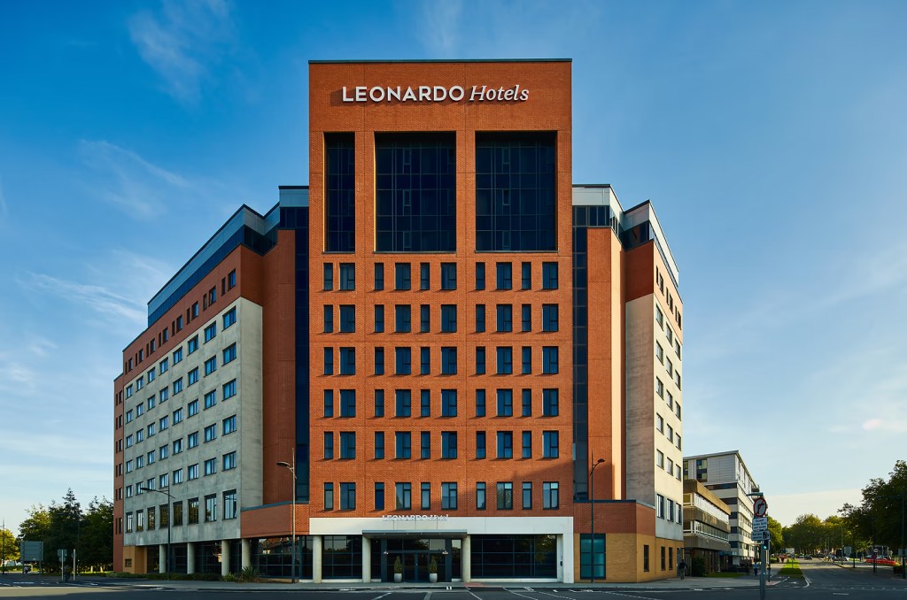 The Leonardo Hotel – Swindon Town Centre