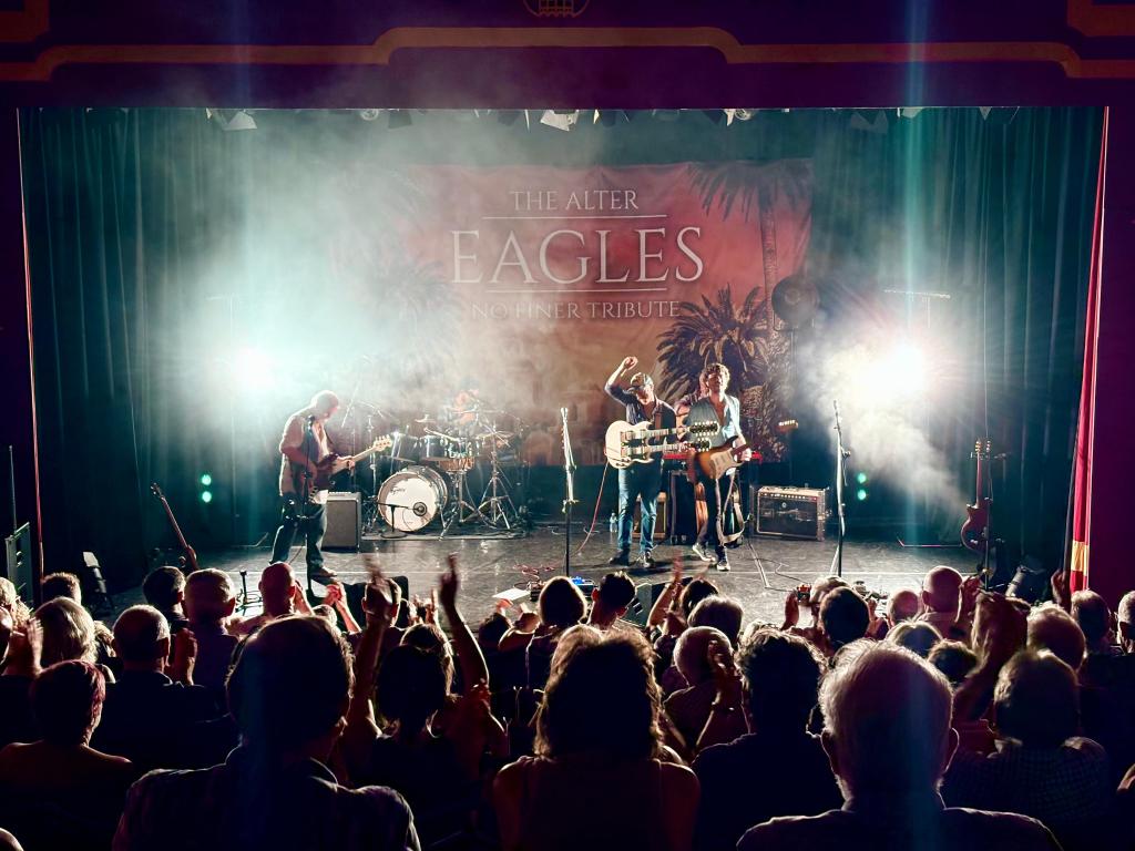 A Weekend of Live Music and Outdoor Theatre Comes to Town Gardens Bowl
