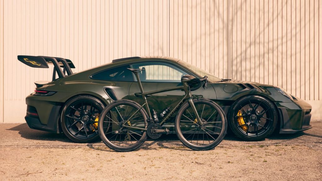 Two passions, one colour: How a Porsche 911 GT3 RS inspires a matching&nbsp;bicycle